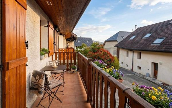 Appartement à vendre    3 pièces •  Poisy