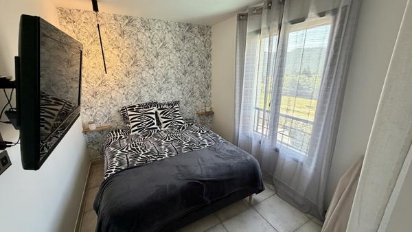 Bagnols-en-Forêt — villa contemporaine 5 pièces 114 m² avec piscine