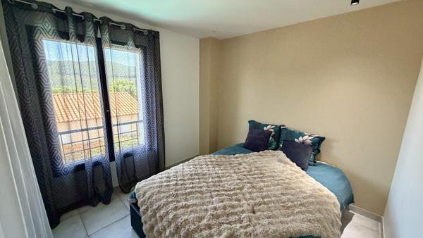 Bagnols-en-Forêt — villa contemporaine 5 pièces 114 m² avec piscine