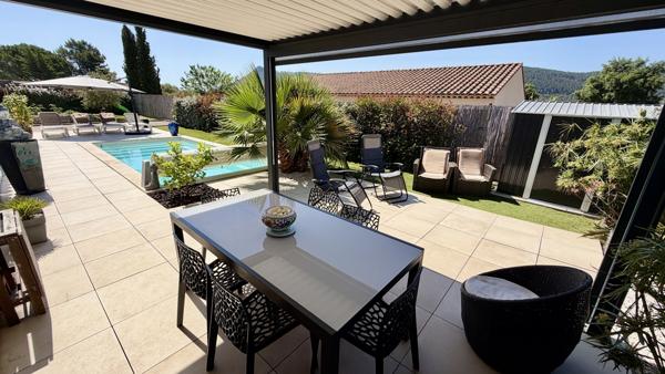 Bagnols-en-Forêt — villa contemporaine 5 pièces 114 m² avec piscine