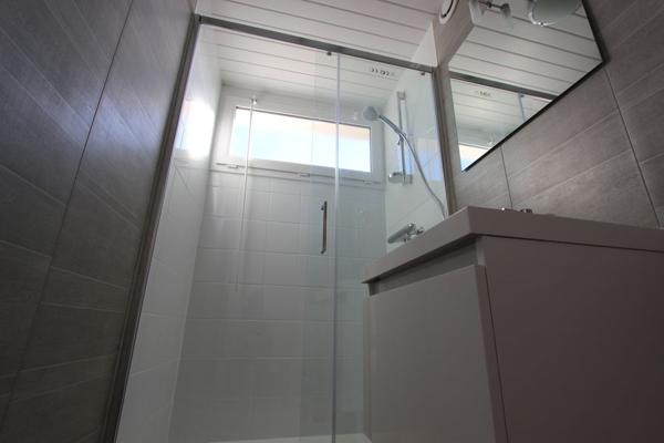 PROCHE CENTRE, UN APPARTEMENT ATTIQUE AVEC SA GRANDE TERRASSE, SA CAVE & SON PARKING. - A QUIMPER Quimper PROCHE CENTRE