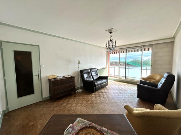 Appartement 4 pièces 82.48 m2