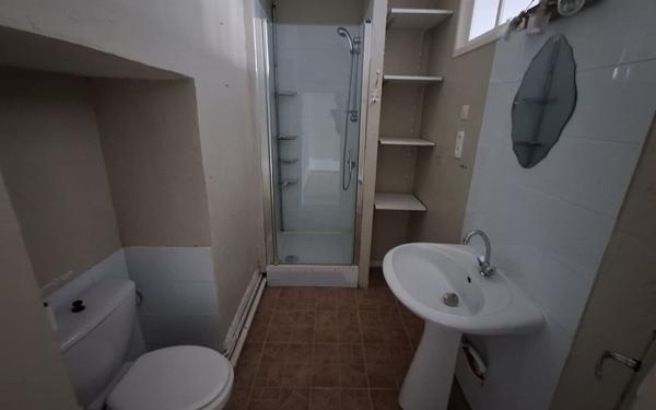 Maison à vendre    6 pièces •  Néris-les-Bains