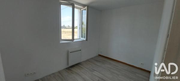 Location appartement 3 pièces 61 m² Courlon-sur-Yonne
