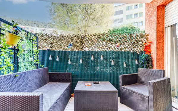Appartement à vendre    2 pièces • 44 m2 Nice
