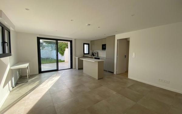 Appartement à vendre    4 pièces • 83,41 m2 Sanary-sur-Mer