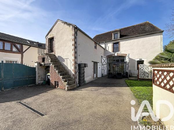 Maison à vendre 4 pièces 155 m² Appoigny