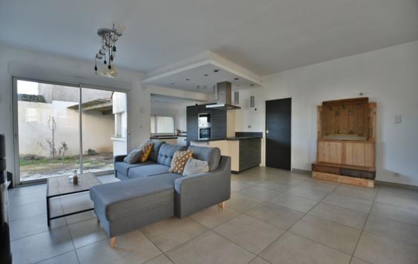 Vente Maison Ref : Marguerite à rafraîchir Les cerqueux   