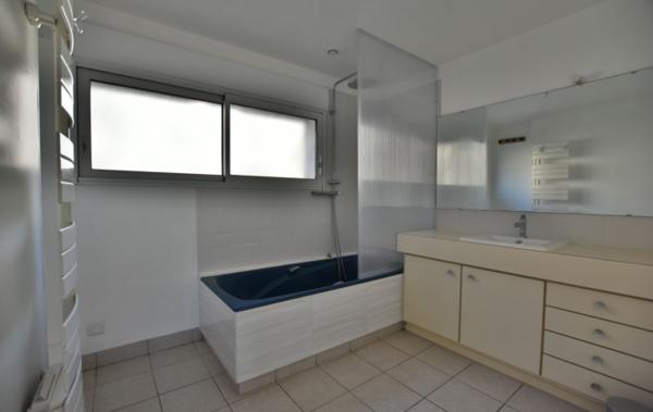 Vente Maison Ref : Marguerite à rafraîchir Les cerqueux   