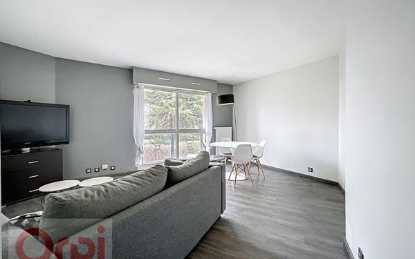 Appartement à vendre    2 pièces • 50,38 m2 Châtillon