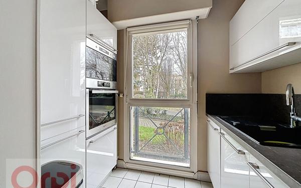 Appartement à vendre    2 pièces • 50,38 m2 Châtillon