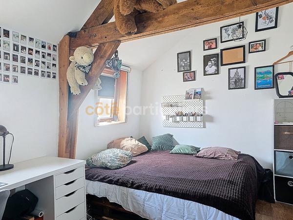 Vente
                Maison144,65 m² - 6 Pièces -
                    ARMENTIERES (59280)