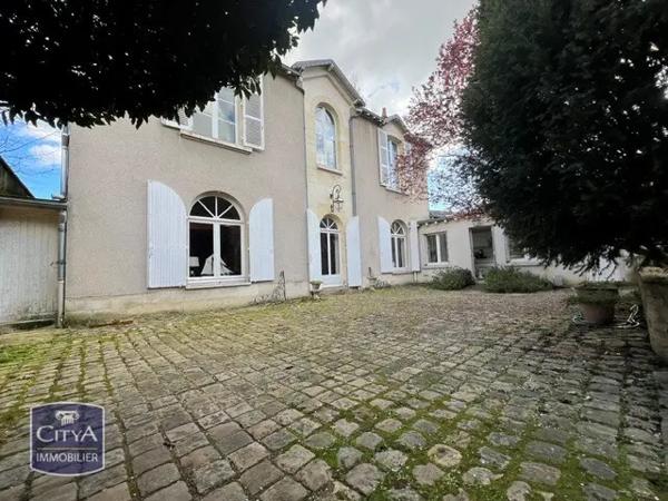 Maison à vendre 5 pièces 187.9m² Le Mans (72000)