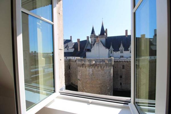 Appartement 2 pièces                                        - 44000 Nantes Réf : 12100