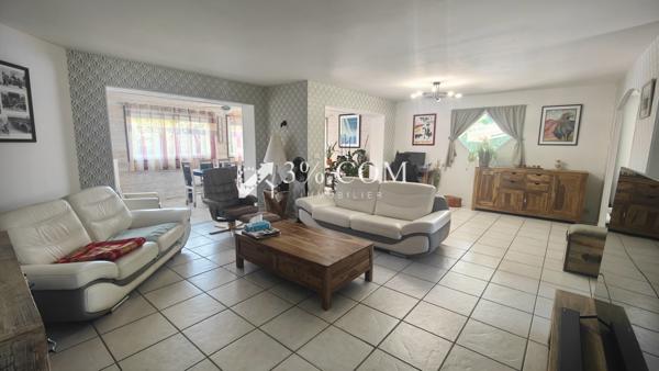 Maison 5 pièce(s) 3 chambre(s) 133 m²