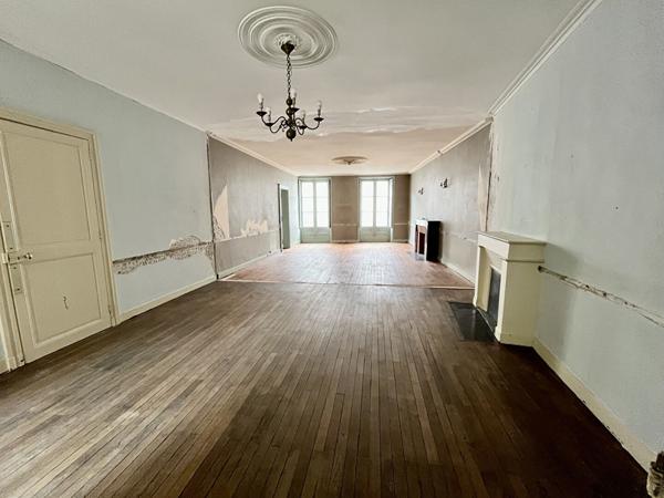 Bel appartement ancien à rénover centre ville 116m², Nantes 44000