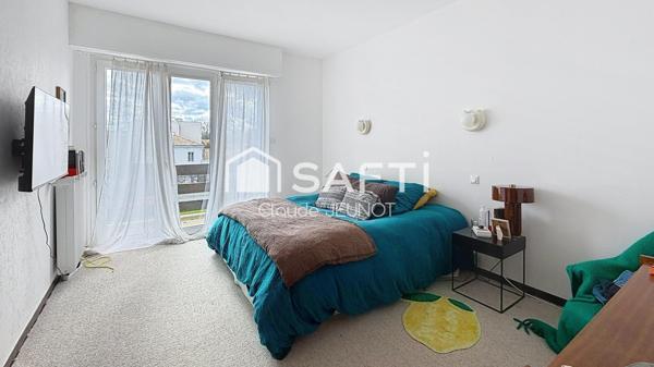 Appartement 5 pièces 4 chambres 136 M2 dernier étage