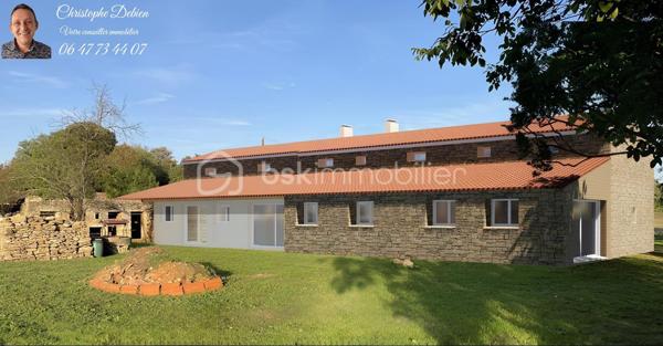 Maison en pierre de 314 m²