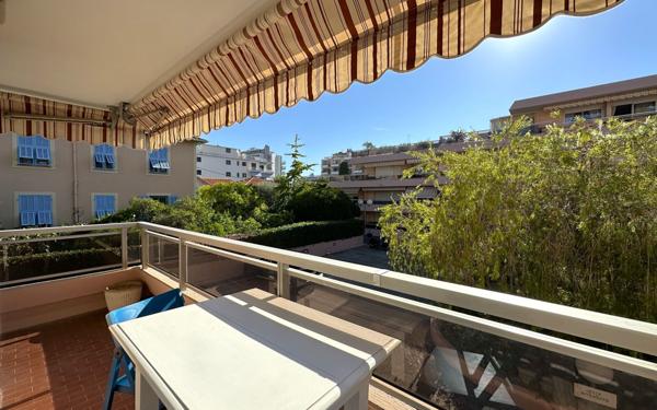 Appartement à vendre    1 pièce • 24,67 m2 Roquebrune-Cap-Martin