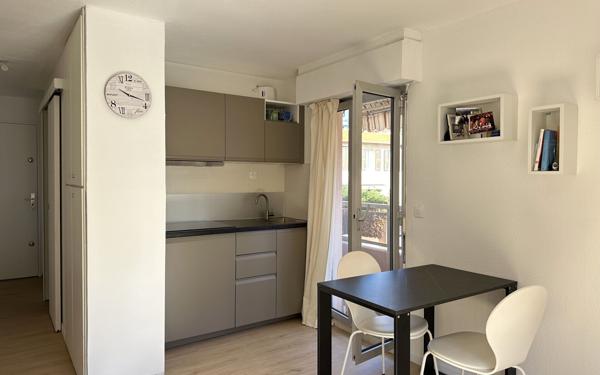 Appartement à vendre    1 pièce • 24,67 m2 Roquebrune-Cap-Martin