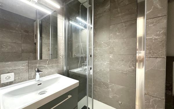 Appartement à vendre    1 pièce • 24,67 m2 Roquebrune-Cap-Martin