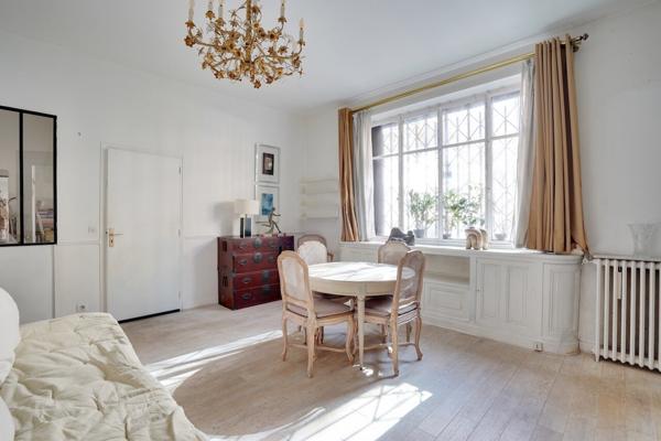 Paris 17e - Avenue de Villiers - Appartement/local professionnel - 74.5 m²
