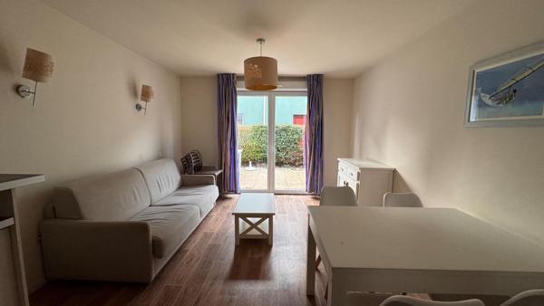 Appartement  2 pièce(s) meublé de 39.5 m2 bord de mer