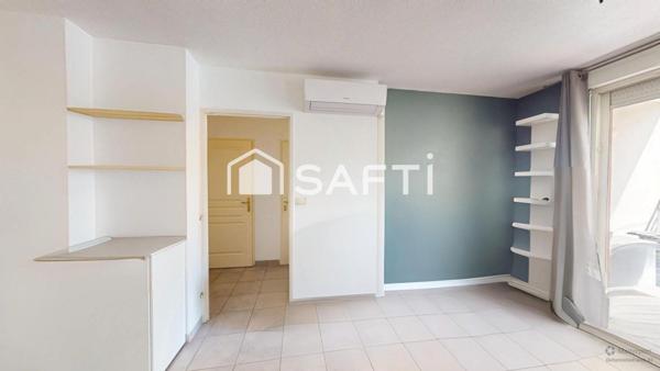 T2 récent avec terrasse + 2 parking en sous-sol-Climatisation-Idéal investisseur