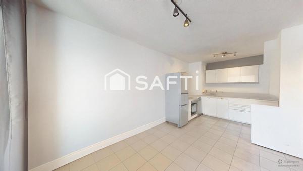 T2 récent avec terrasse + 2 parking en sous-sol-Climatisation-Idéal investisseur