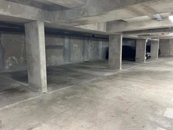 Appartement à vendre 2 pièces CHANTELOUP EN BRIE (77) - bacon - parking