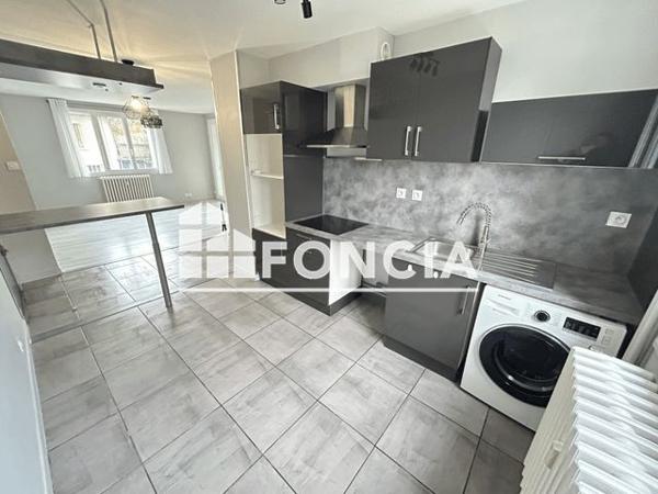 Location Appartement 3 pièces 60.2 m² - 8 A 14 CHEMIN ROBINSON Valence 26000