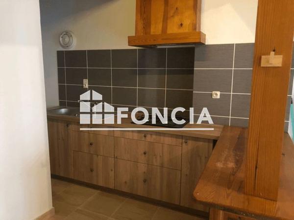 Location Appartement 2 pièces 58.5 m² - 18 RUE DE LA CHAINE Martigues 13500