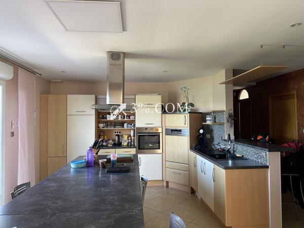 Maison 7 pièce(s) 4 chambre(s) 164 m²