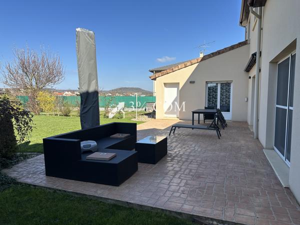 Maison 7 pièce(s) 4 chambre(s) 164 m²