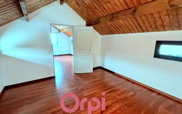 Maison à vendre    4 pièces •  Saint-Paul