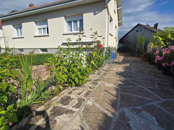 Maison 90 m² quartier calme.