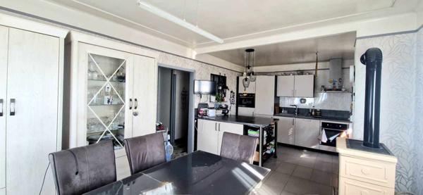 Maison 90 m² quartier calme.