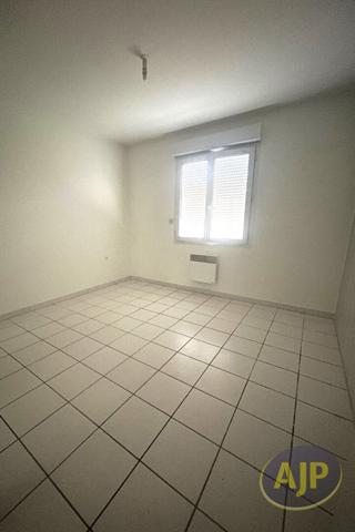 Location maison Peujard : 950 € - AJP Immobilier Saint Andre de Cubzac