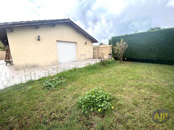 Location maison Peujard : 950 € - AJP Immobilier Saint Andre de Cubzac