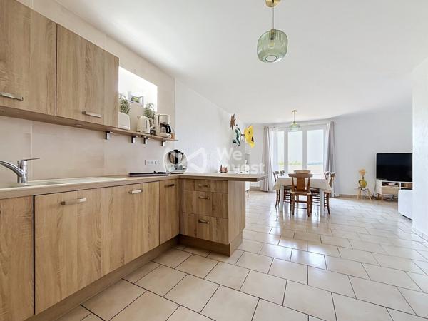 Appartement 94 m² – Rez-de-chaussée – Terrasse – Jardin – 2 chambres