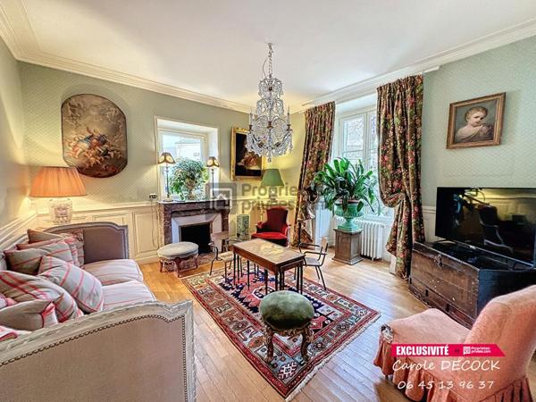 MAISON CENTRE VILLE AVEC GARAGE ET JARDIN