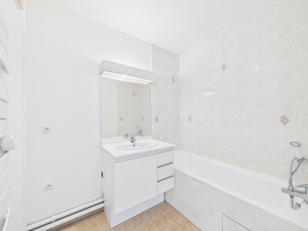 Corbeil-Essonnes (91100) À vendre : Superbe 2 pièces en plein cœur du centre-ville !