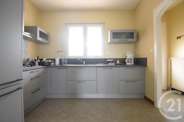 Maison à vendre  4 pièces - 99 m2 ST GERMAIN DES FOSSES - 03