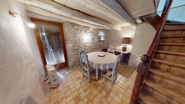 Maison Vertrieu 10 pièce(s) 240 m2