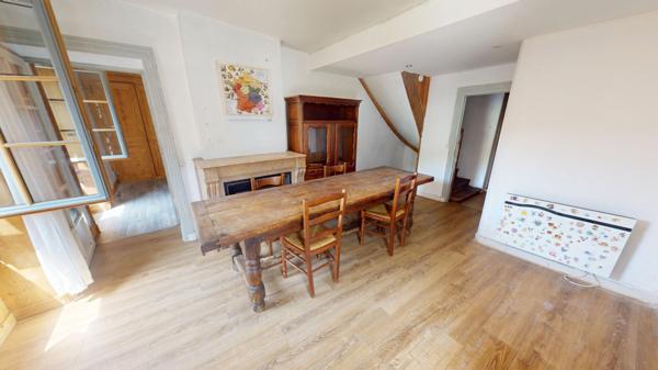 Maison Vertrieu 10 pièce(s) 240 m2