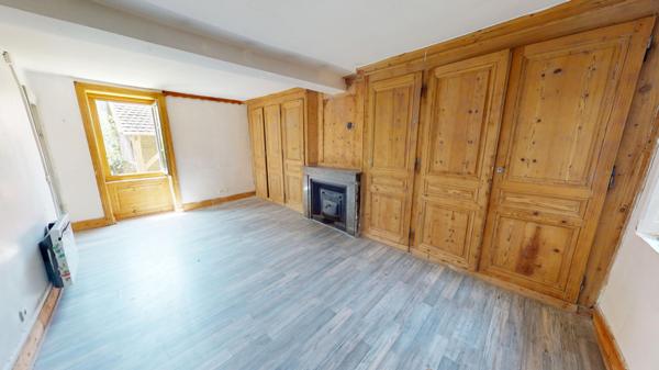 Maison Vertrieu 10 pièce(s) 240 m2