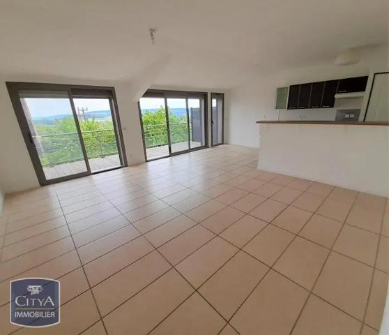 Appartement à louer 3 pièces 90.94m²