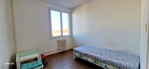 Hyper centre de Montluçon, Appartement F4 (82 m²) Montlucon