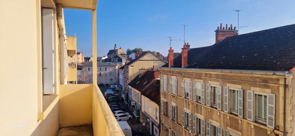 Hyper centre de Montluçon, Appartement F4 (82 m²) Montlucon