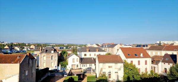 Hyper centre de Montluçon, Appartement F4 (82 m²) Montlucon